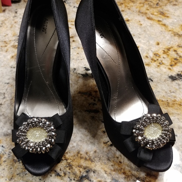 Apt 9 Black Satin Heels 8.5 - Picture 1 of 7